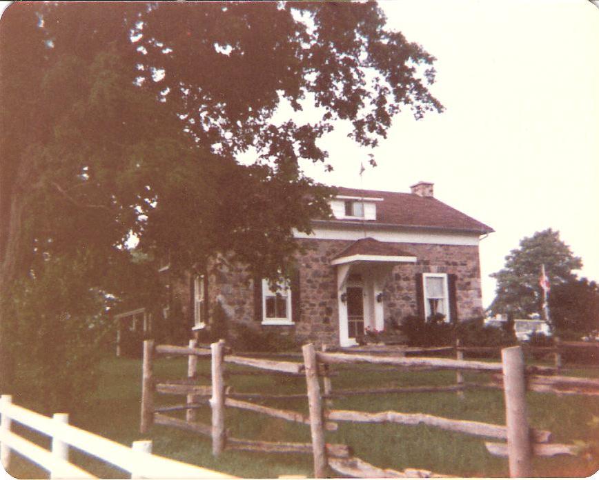 The farmhouse, Robin Hill