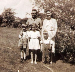 Patricia Morgan with her father, mother, and two brothers